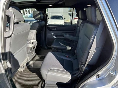 2024 Toyota Sequoia Platinum 4WD (Natl)