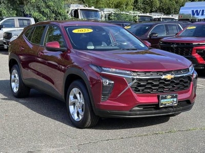 2025 Chevrolet Trax FWD 4dr LS