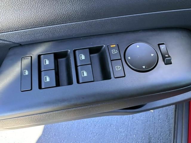 2024 Hyundai Kona SE - Photo 9
