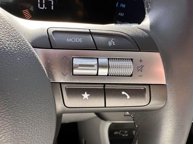 2024 Hyundai KONA SEL FWD