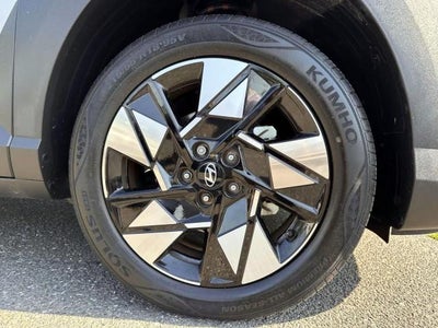 2024 Hyundai KONA SEL FWD