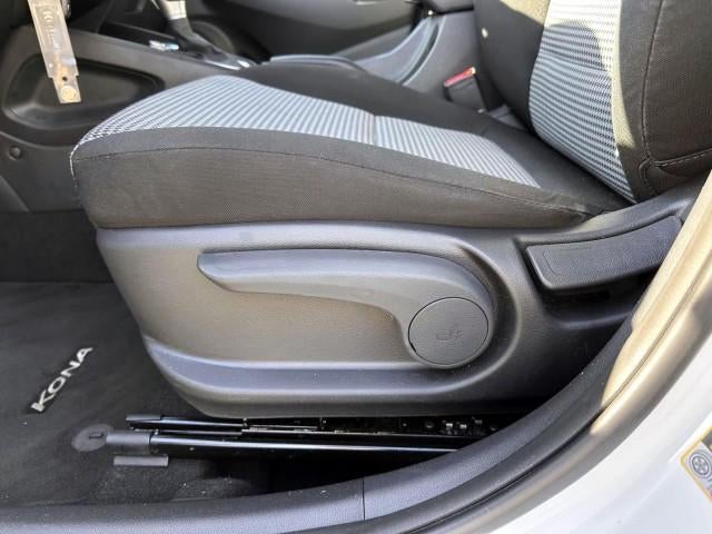 2023 Hyundai KONA SE Auto AWD
