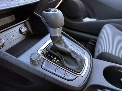 2023 Hyundai KONA SE Auto AWD