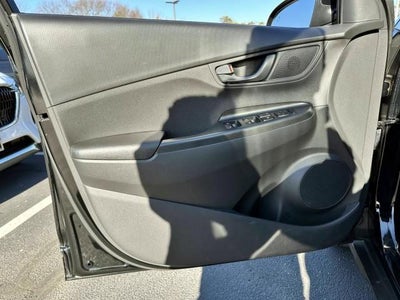 2023 Hyundai KONA SE Auto AWD