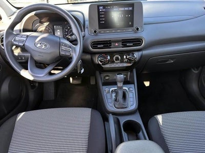 2023 Hyundai KONA SE Auto AWD