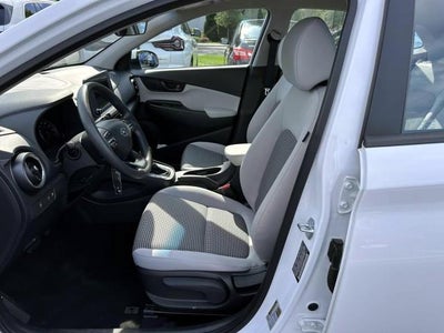 2023 Hyundai KONA SE Auto AWD
