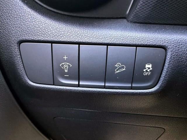 2023 Hyundai KONA SE Auto AWD