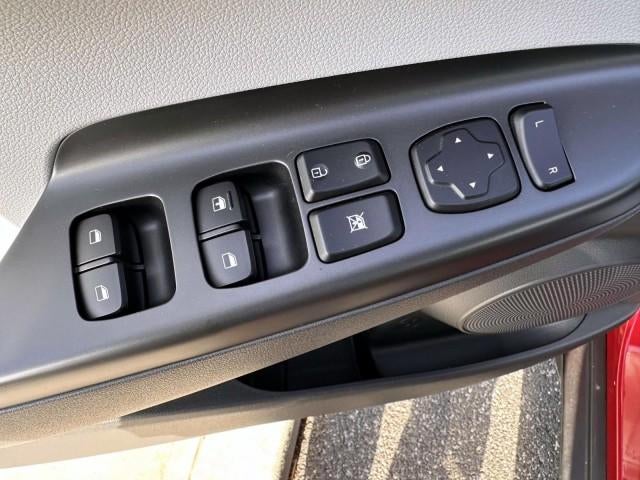 2023 Hyundai KONA SE Auto AWD