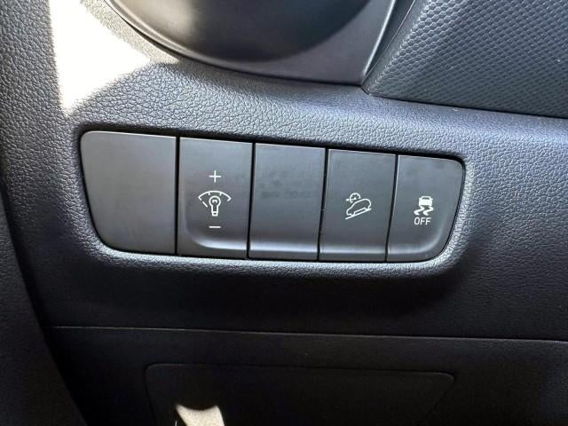 2023 Hyundai KONA SEL Auto AWD