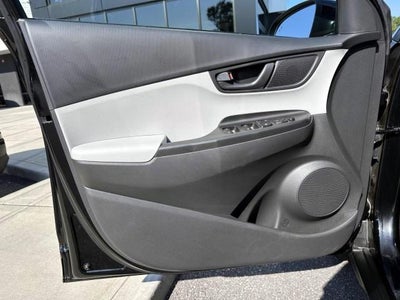 2023 Hyundai KONA SEL Auto AWD