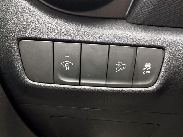 2023 Hyundai KONA SEL Auto AWD