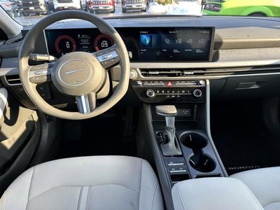 2025 Hyundai SONATA SE FWD