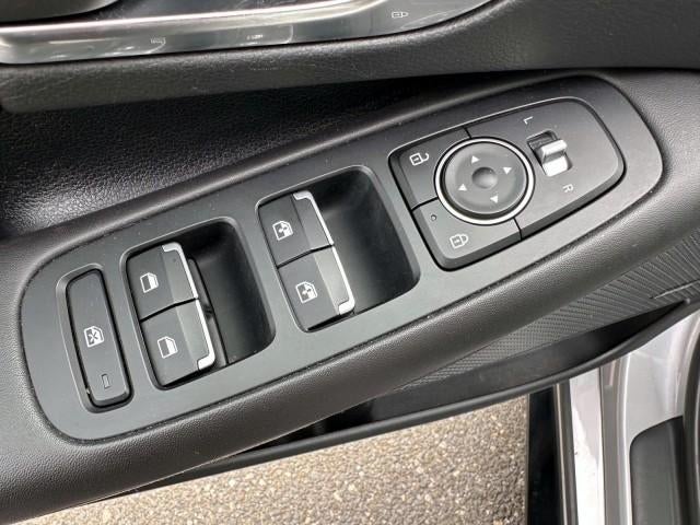 2023 Hyundai SONATA HYBRID SEL 2.0L