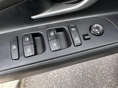 2023 Hyundai ELANTRA SE IVT