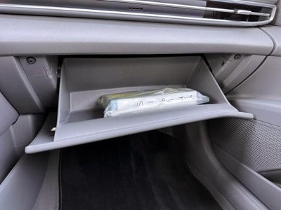 2023 Hyundai ELANTRA SE IVT