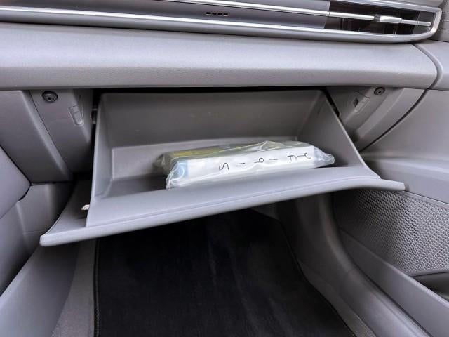 2023 Hyundai ELANTRA SE IVT