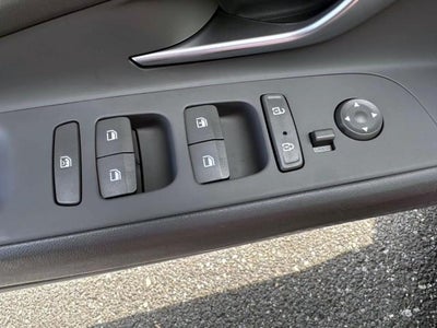 2023 Hyundai ELANTRA SE IVT