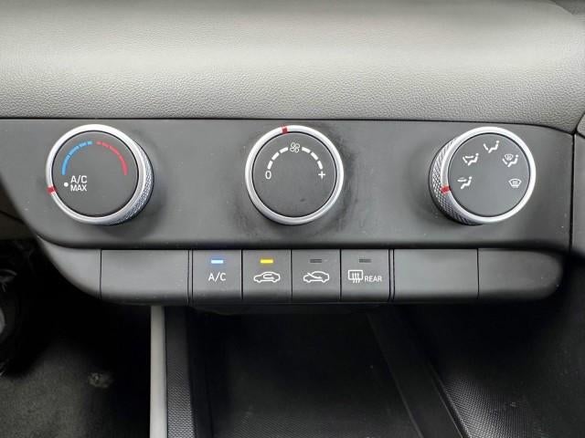 2023 Hyundai ELANTRA SE IVT