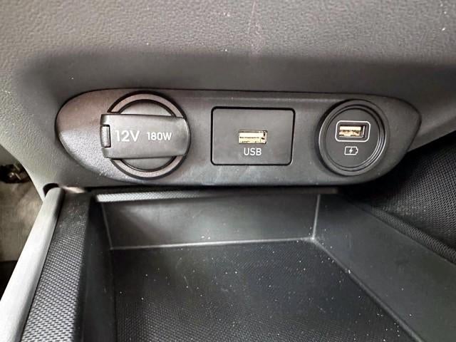 2023 Hyundai ELANTRA SE IVT