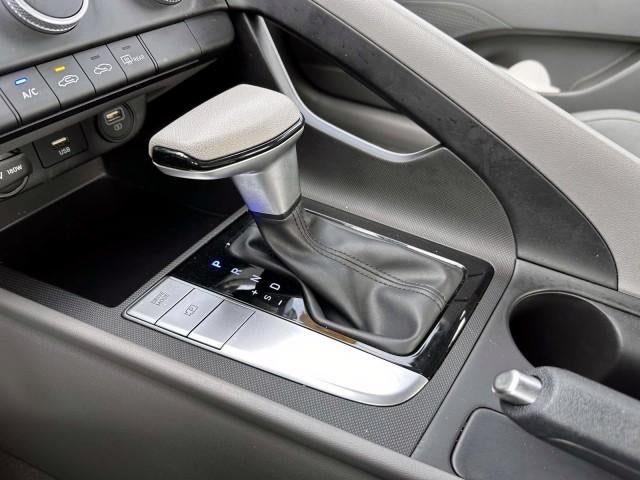 2023 Hyundai ELANTRA SE IVT