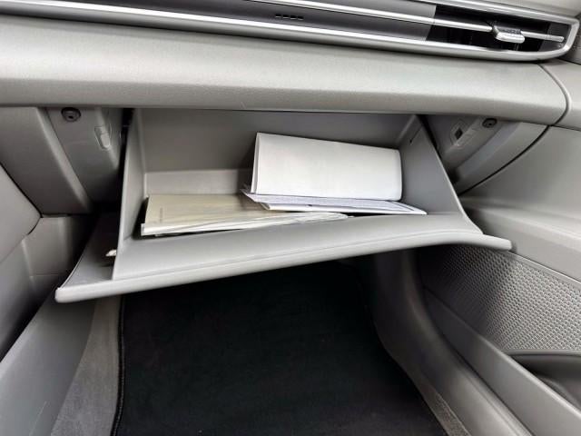 2023 Hyundai ELANTRA SE IVT