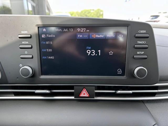 2023 Hyundai ELANTRA SE IVT