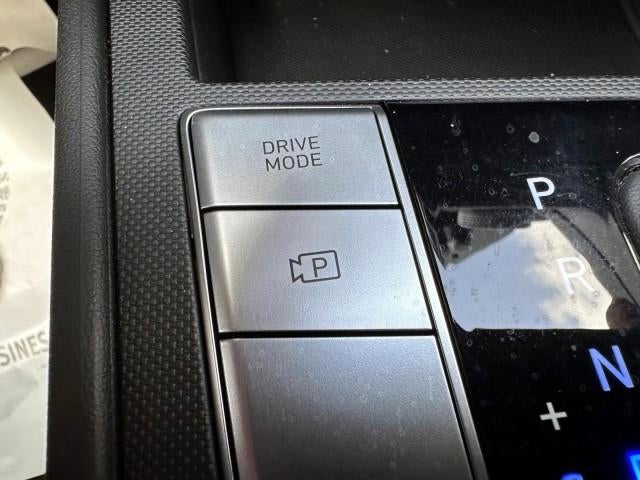 2023 Hyundai ELANTRA SE IVT