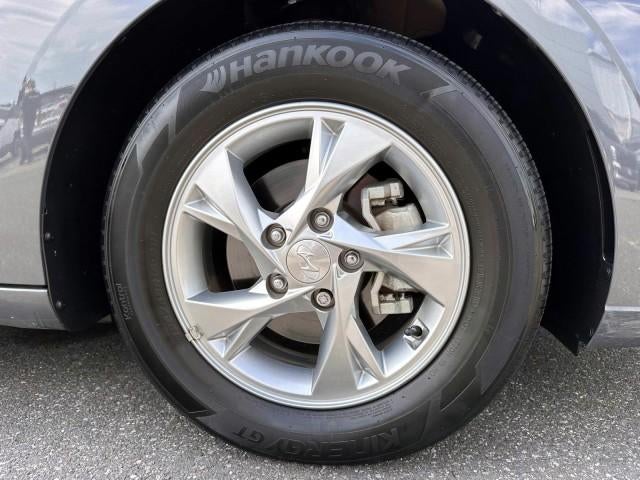 2023 Hyundai ELANTRA SE IVT