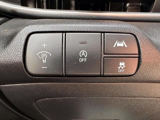2023 Hyundai ELANTRA SE IVT