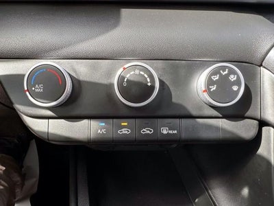 2023 Hyundai ELANTRA SE IVT