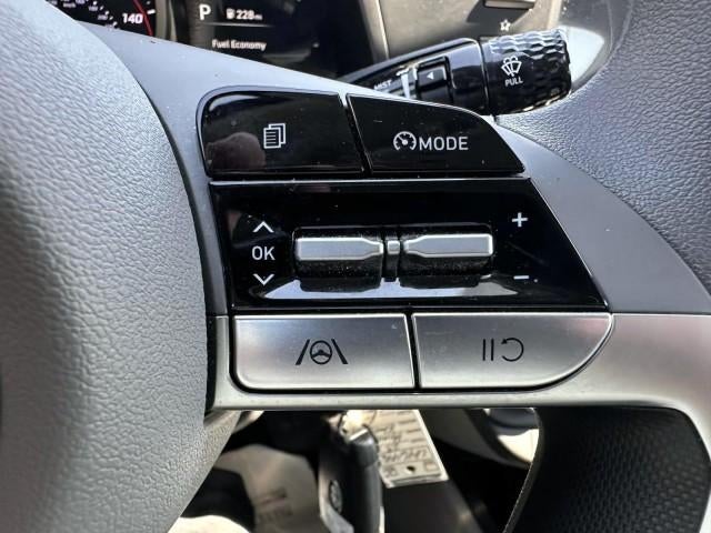2023 Hyundai ELANTRA SE IVT