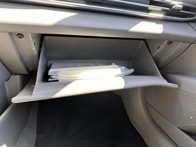 2023 Hyundai ELANTRA SE IVT