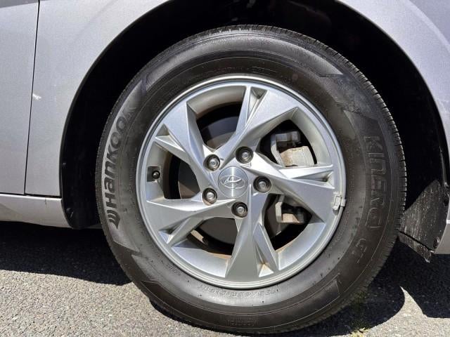 2023 Hyundai ELANTRA SE IVT