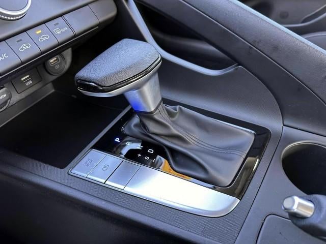 2023 Hyundai ELANTRA SE IVT