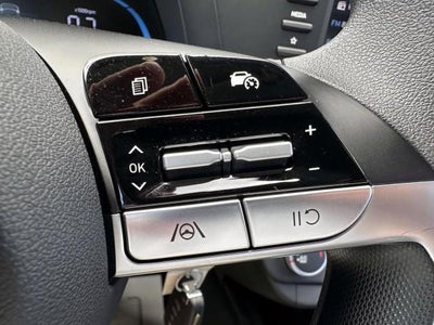 2025 Hyundai ELANTRA SE IVT