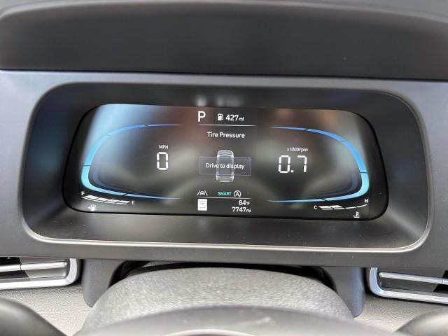 2025 Hyundai ELANTRA SE IVT