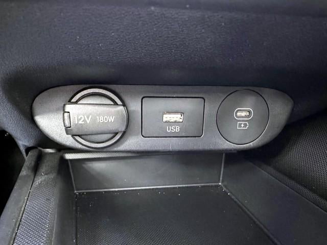 2024 Hyundai ELANTRA SE IVT