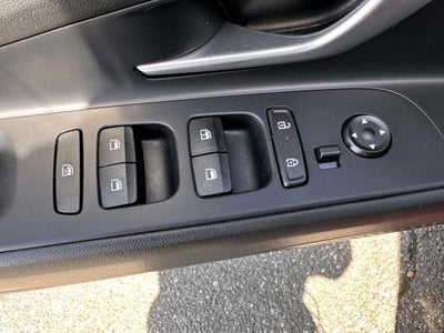 2024 Hyundai ELANTRA SE IVT