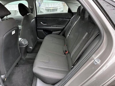 2023 Hyundai ELANTRA SEL IVT