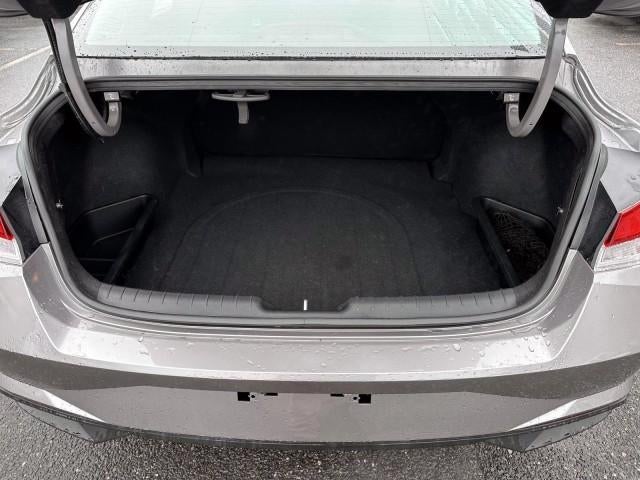 2023 Hyundai ELANTRA SEL IVT