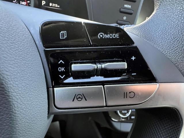 2023 Hyundai ELANTRA SEL IVT