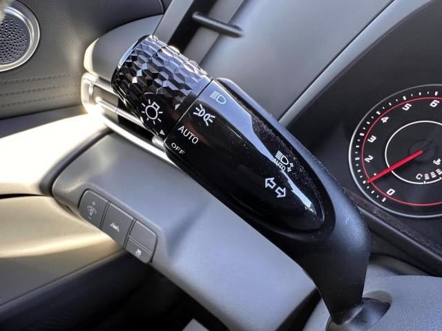 2023 Hyundai ELANTRA SEL IVT