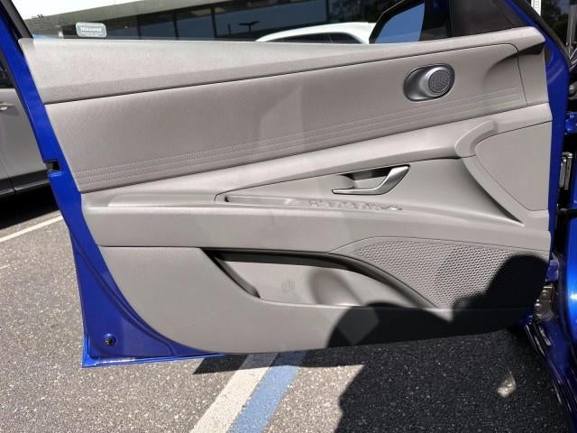 2023 Hyundai ELANTRA SEL IVT