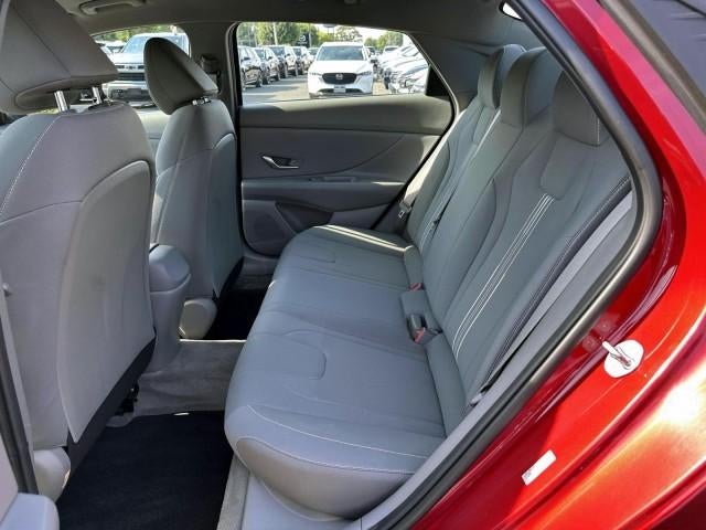 2023 Hyundai ELANTRA SEL IVT