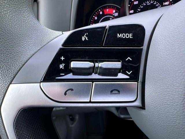 2023 Hyundai ELANTRA SEL IVT