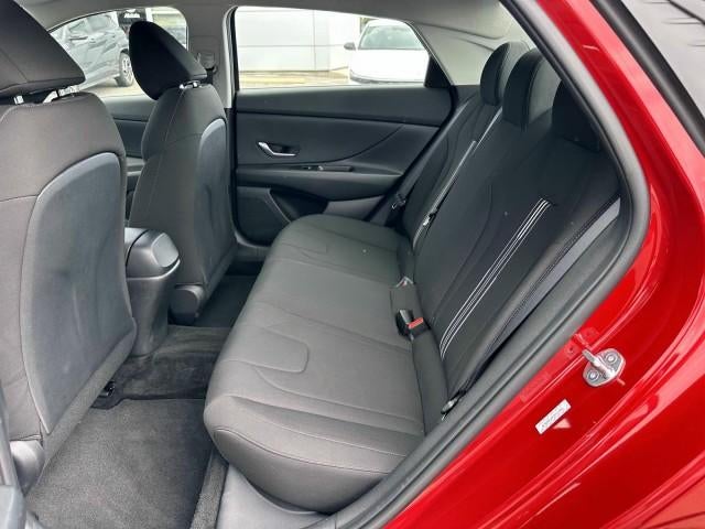 2023 Hyundai ELANTRA SEL IVT