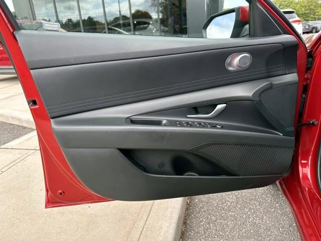 2023 Hyundai ELANTRA SEL IVT