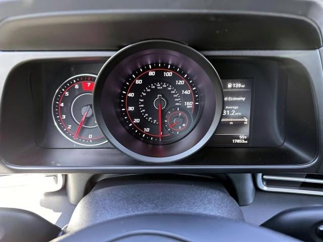 2023 Hyundai ELANTRA SEL IVT