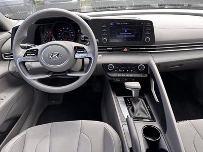 2023 Hyundai ELANTRA SEL IVT