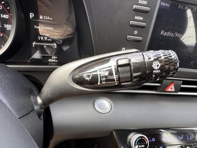 2023 Hyundai ELANTRA SEL IVT